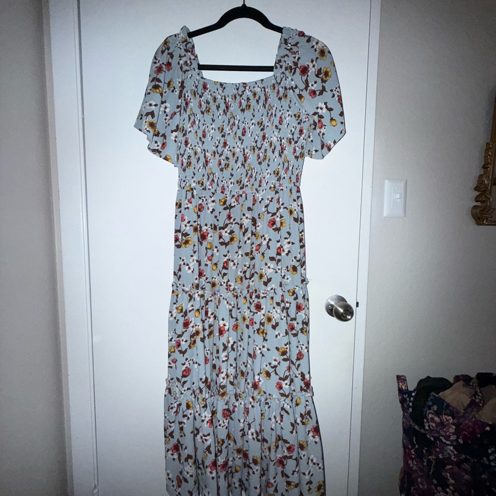Ivy City Co Blue Floral Maxi Dress